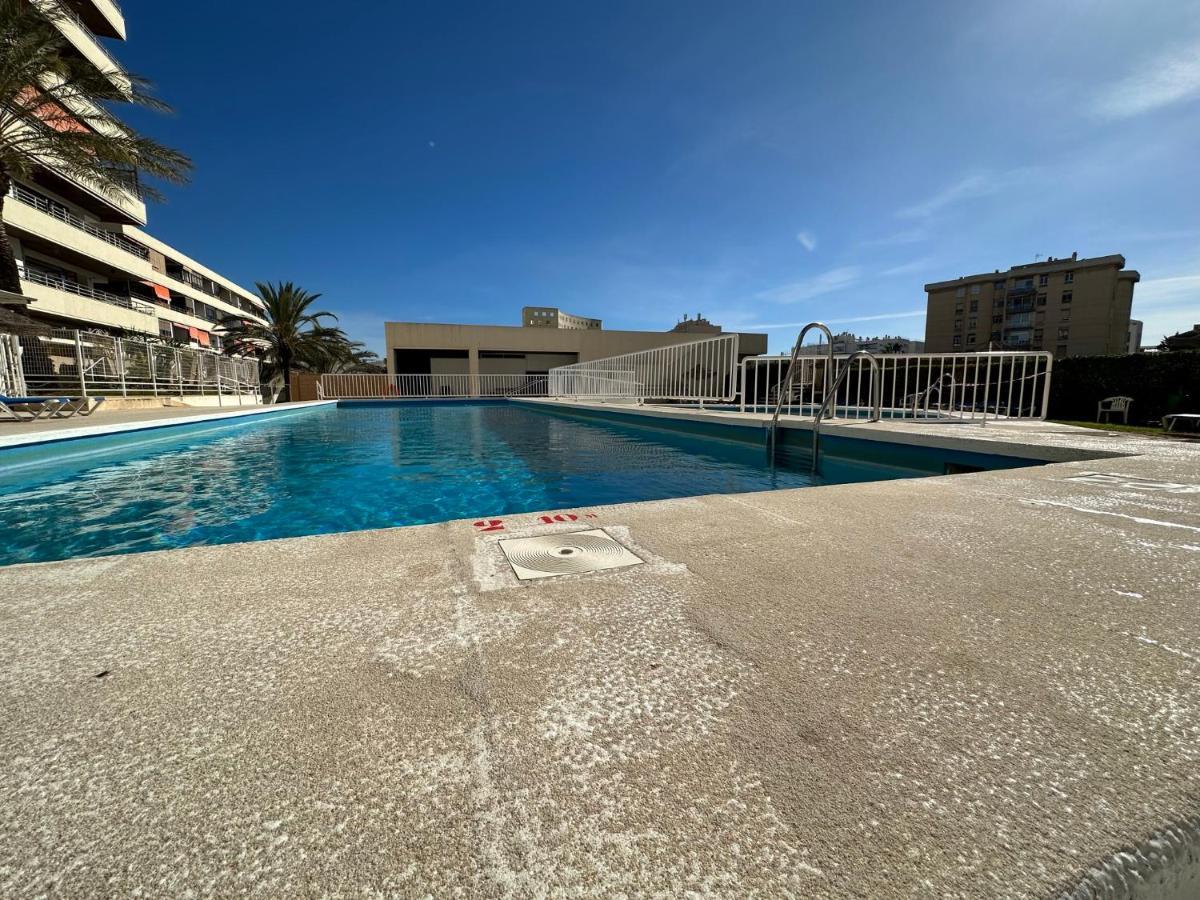Apartamento Con Vista Al Mar En La Mitica Nogaler Torremolinos Luaran gambar