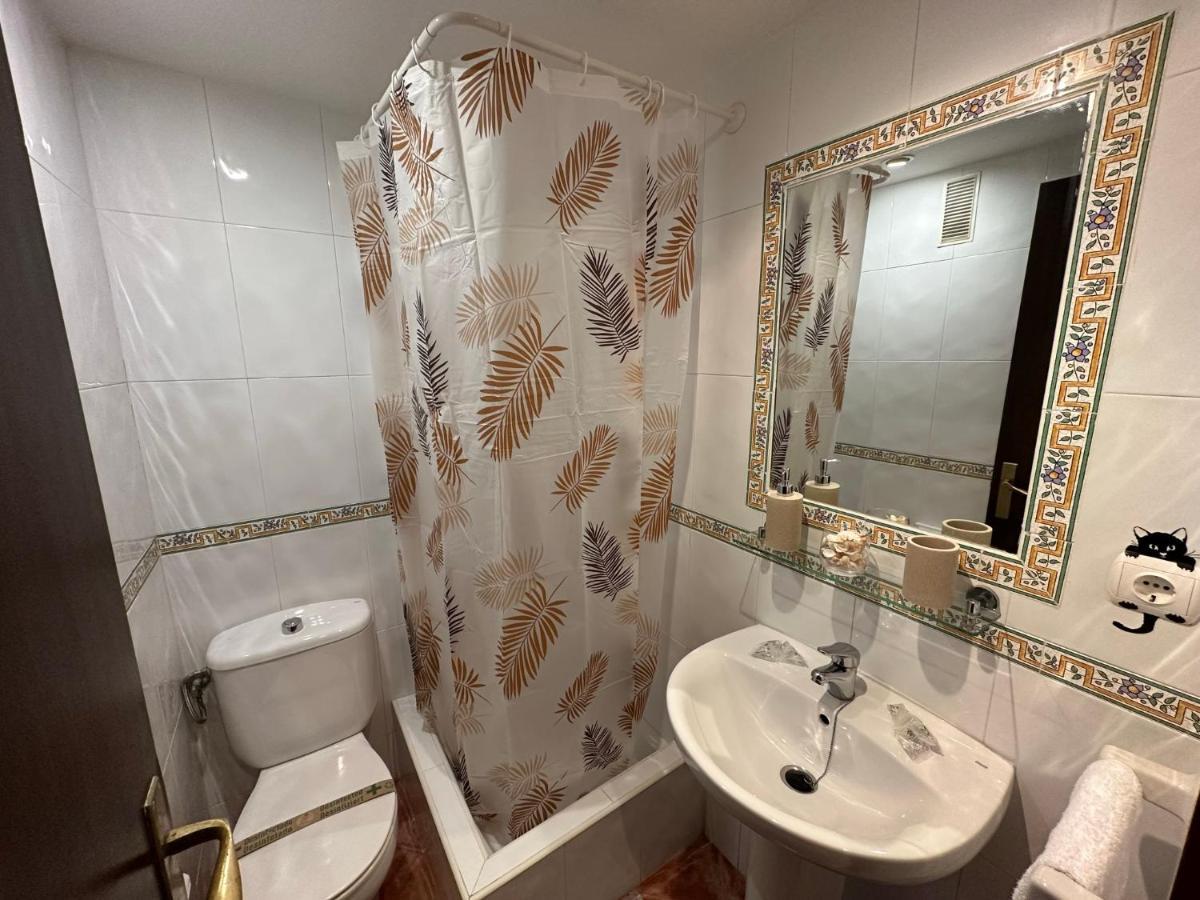 Apartamento Con Vista Al Mar En La Mitica Nogaler Torremolinos Luaran gambar