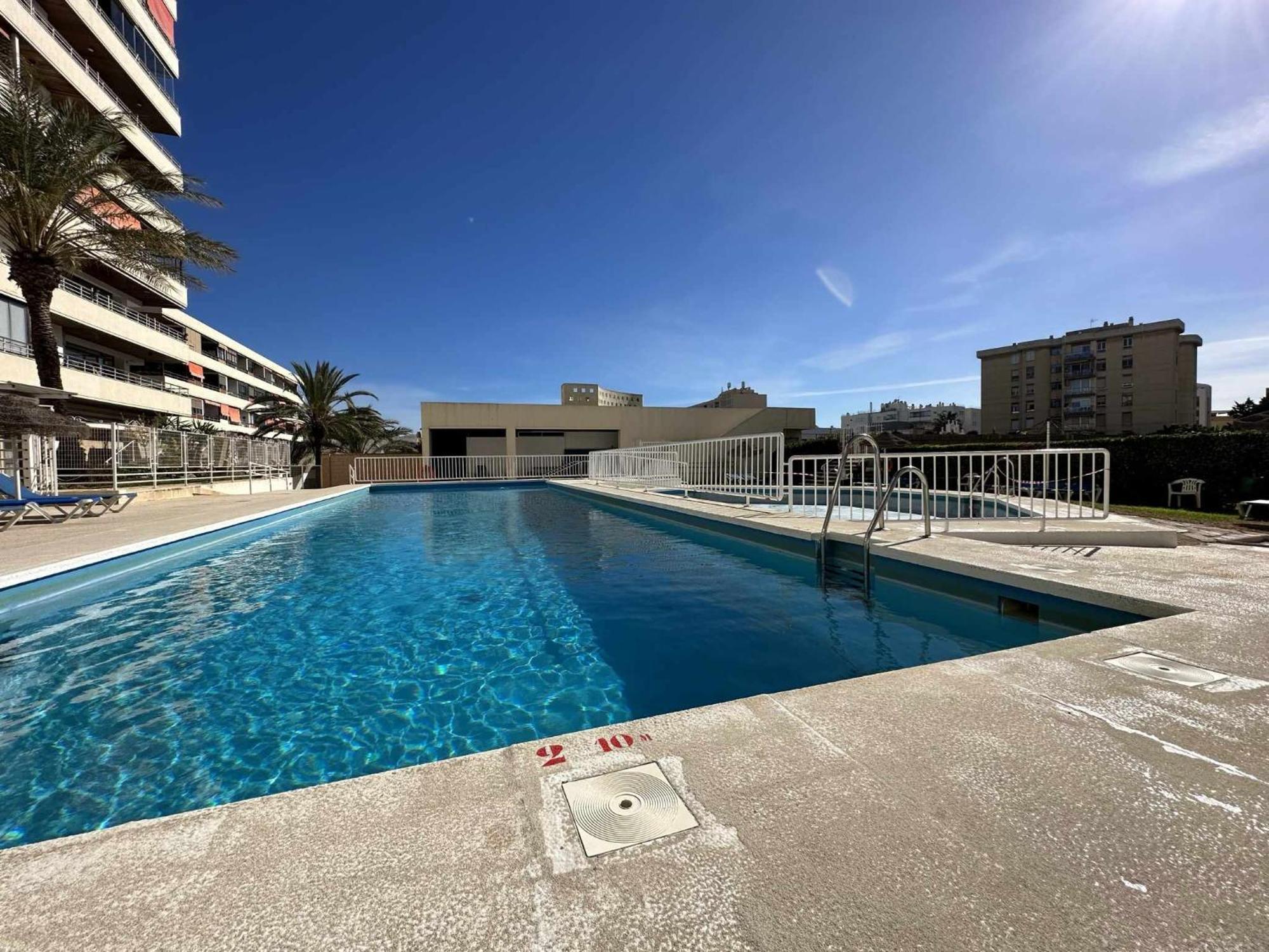 Apartamento Con Vista Al Mar En La Mitica Nogaler Torremolinos Luaran gambar