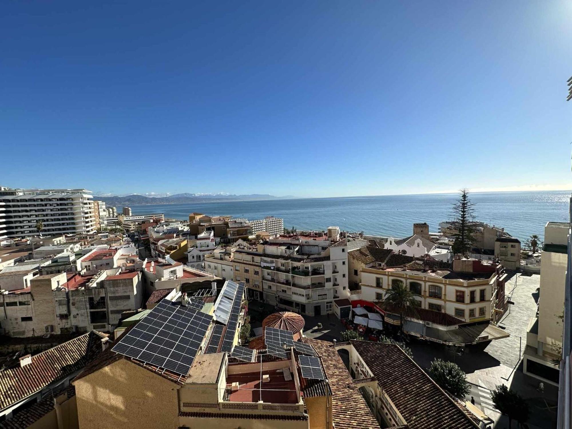 Apartamento Con Vista Al Mar En La Mitica Nogaler Torremolinos Luaran gambar